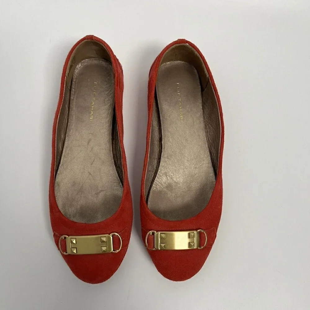 Tahari Red Suede Gold Buckle Loafer Flat Shoes Women's Size 7.5-8 38